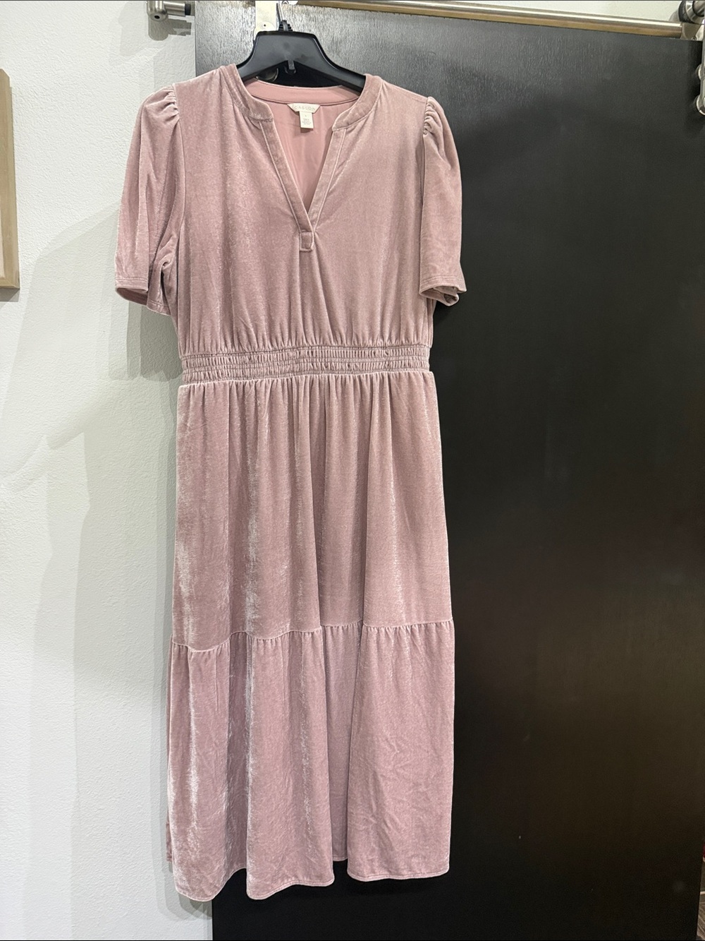Caslon Blush Velvet Midi Dress